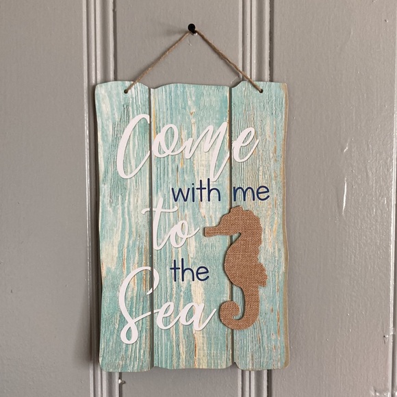 NWT Rustic Seafoam Slatted Wood Come with me to the Sea Seahorse Home Decor Sign - Picture 5 of 9